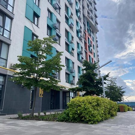 Crystal Apartaments Киев Екстериор снимка