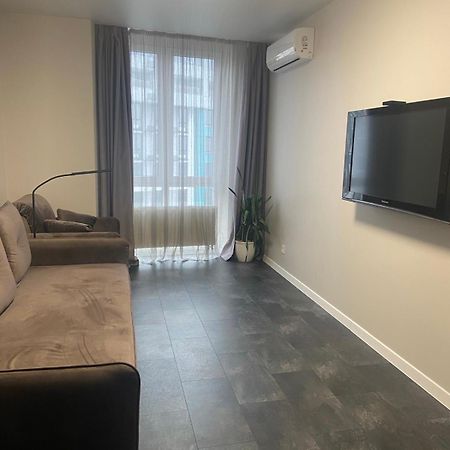 Crystal Apartaments Киев Екстериор снимка