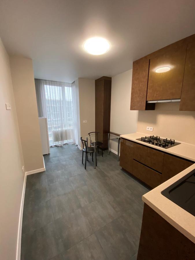 Crystal Apartaments Киев Екстериор снимка
