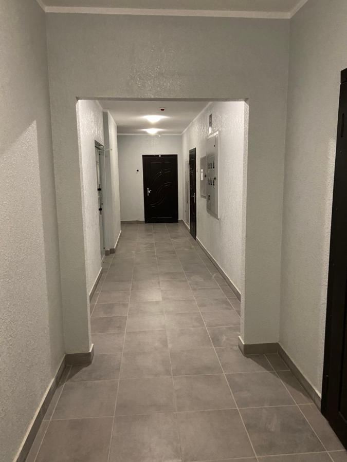 Crystal Apartaments Киев Екстериор снимка