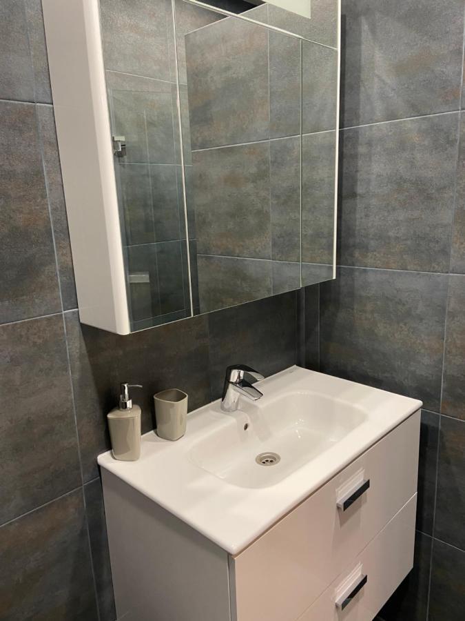 Crystal Apartaments Киев Екстериор снимка