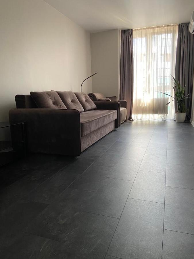 Crystal Apartaments Киев Екстериор снимка