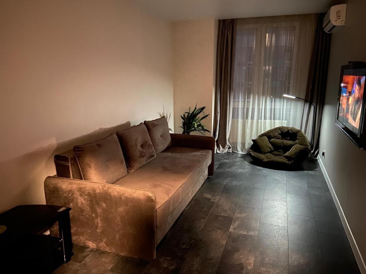 Crystal Apartaments Киев Екстериор снимка